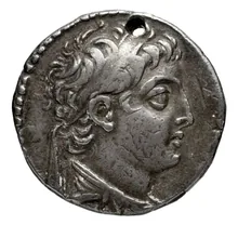 Деметрий II Никатор obv