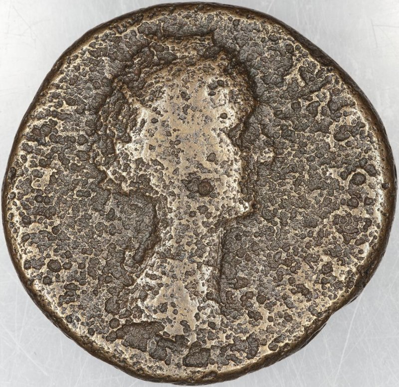 Римская империя · Antoninus Pius · Sestertius · I в., аверс, Федеральное государственное бюджетное учреждение культуры "Государственный музей изобразительных искусств имени А.С. Пушкина"