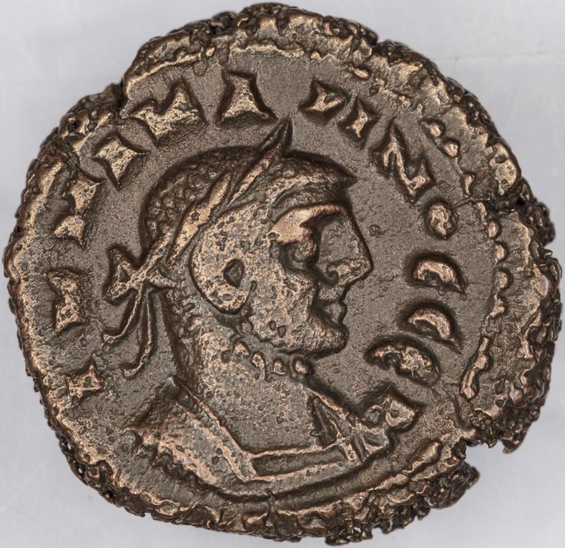 аверс Римская империя · Carinus · Tetradrachm · II в.