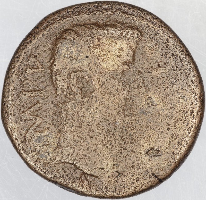аверс Римская империя · Tiberius · As · IX в.