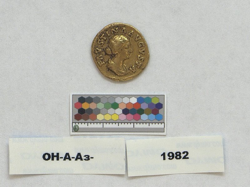 Римская империя · Faustina the Younger · Aureus · I в., Федеральное государственное бюджетное учреждение культуры "Государственный Эрмитаж"