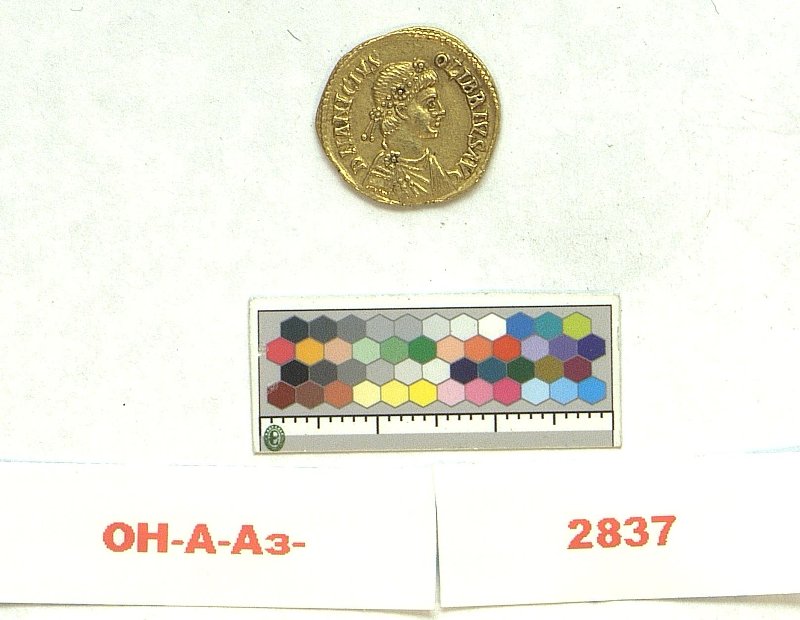 аверс Античная монета · Solidus · IV в.