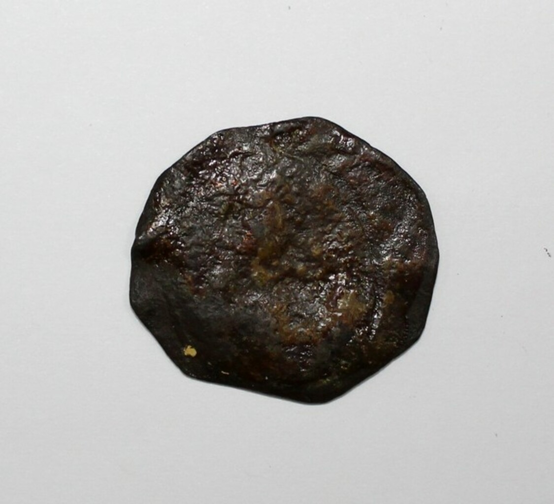 аверс Античная монета · Follis · X в.