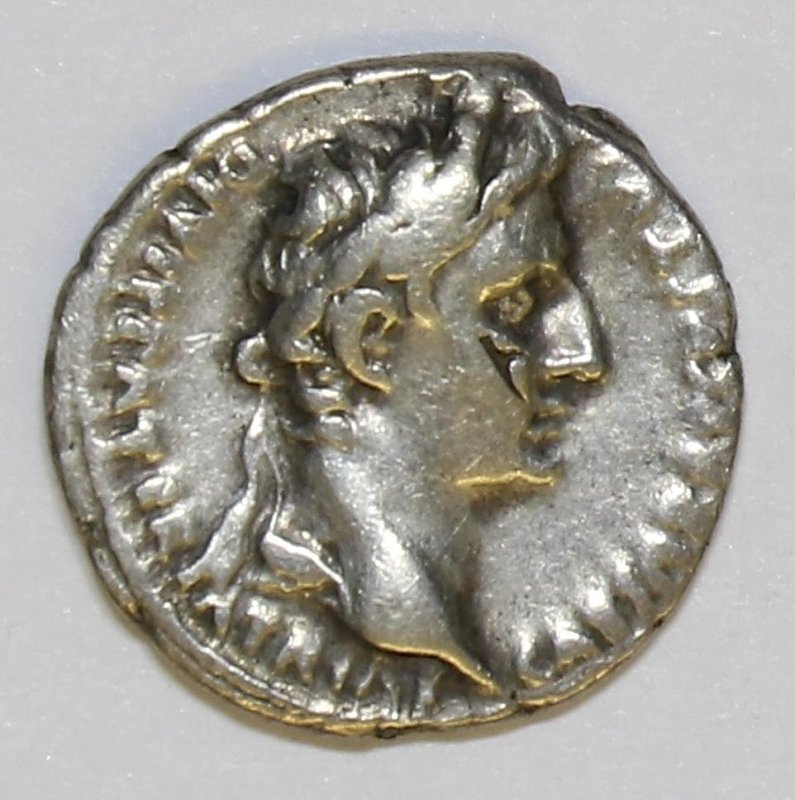 Античная монета · Denarius · I в. до н. э., Государственное бюджетное учреждение культуры Нижегородской области "Нижегородский государственный историко-архитектурный музей-заповедник"