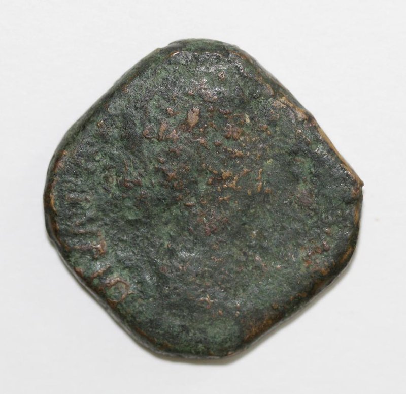 Античная монета · Sestertius · I в., Государственное бюджетное учреждение культуры Нижегородской области "Нижегородский государственный историко-архитектурный музей-заповедник"