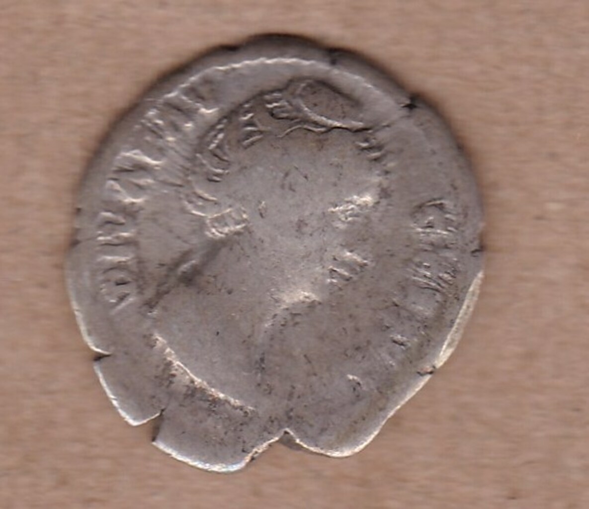 Античная монета · Faustina the Elder · Denarius · I в., аверс, Государственное бюджетное учреждение Ивановской области "Ивановский государственный историко-краеведческий музей имени Д.Г. Бурылина"