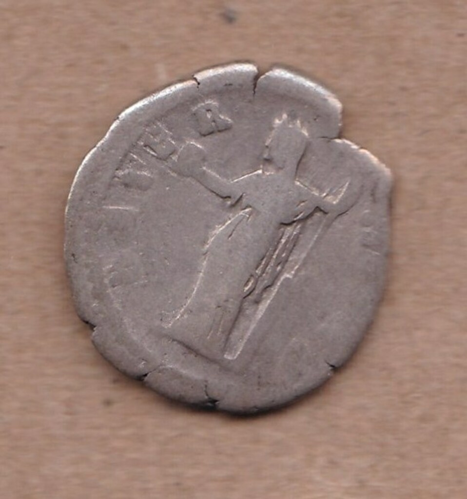 Античная монета · Faustina the Elder · Denarius · I в., реверс, Государственное бюджетное учреждение Ивановской области "Ивановский государственный историко-краеведческий музей имени Д.Г. Бурылина"