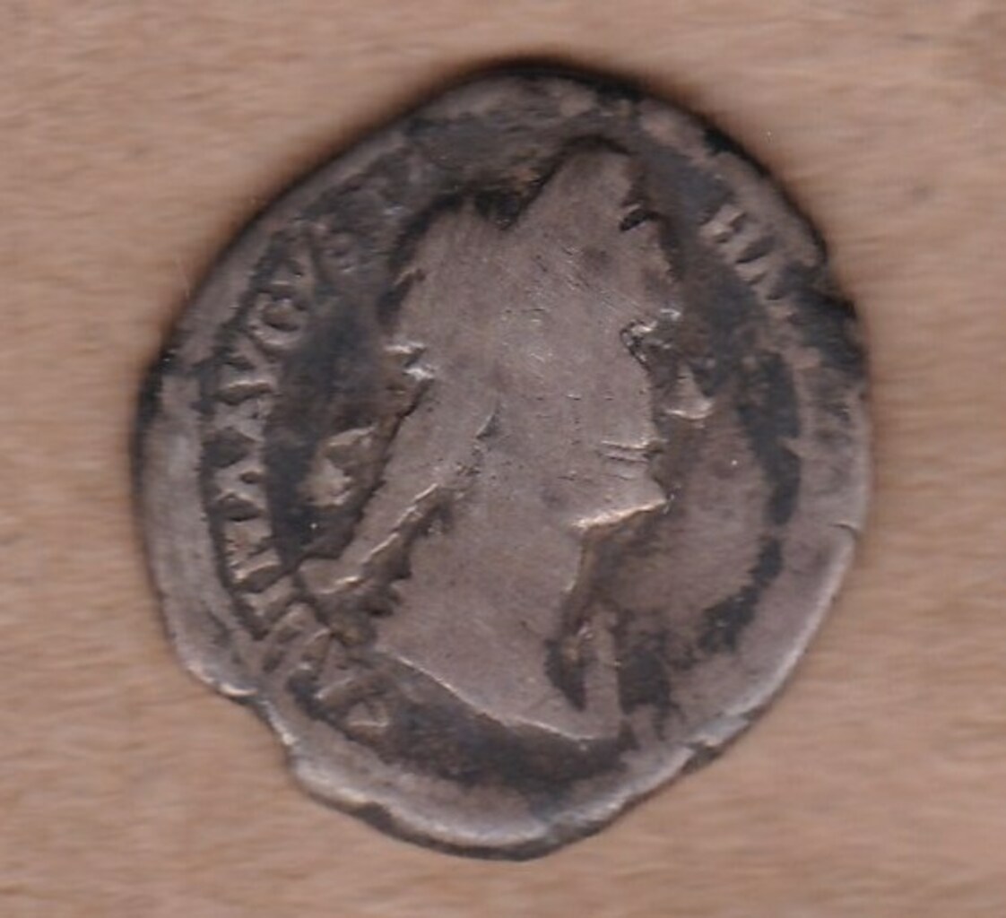 аверс Античная монета · Sabina · Denarius · I в.