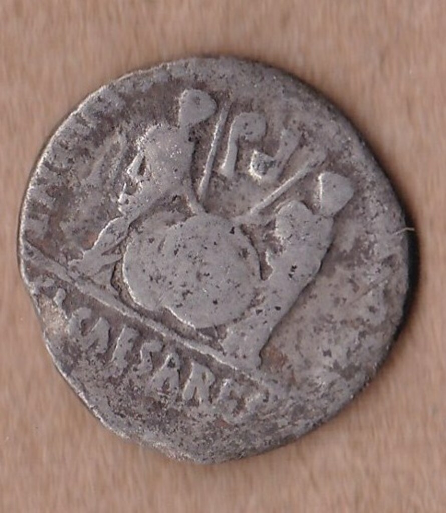Античная монета · Denarius · XIV в. до н. э., реверс, Ивановский государственный историко-краеведческий музей имени Д.Г. Бурылина