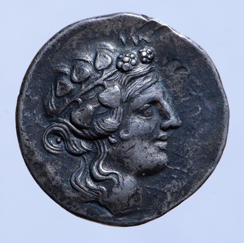 Античная монета · Tetradrachm · II в. до н. э., Федеральное государственное бюджетное учреждение культуры "Государственный исторический музей"