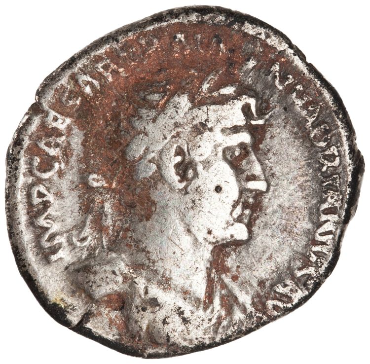obverse RIC II Hadrian 101b