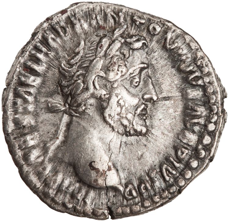 аверс RIC III Antoninus Pius 216Aa