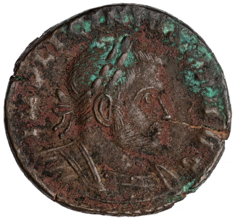 аверс RIC VII Treveri 121