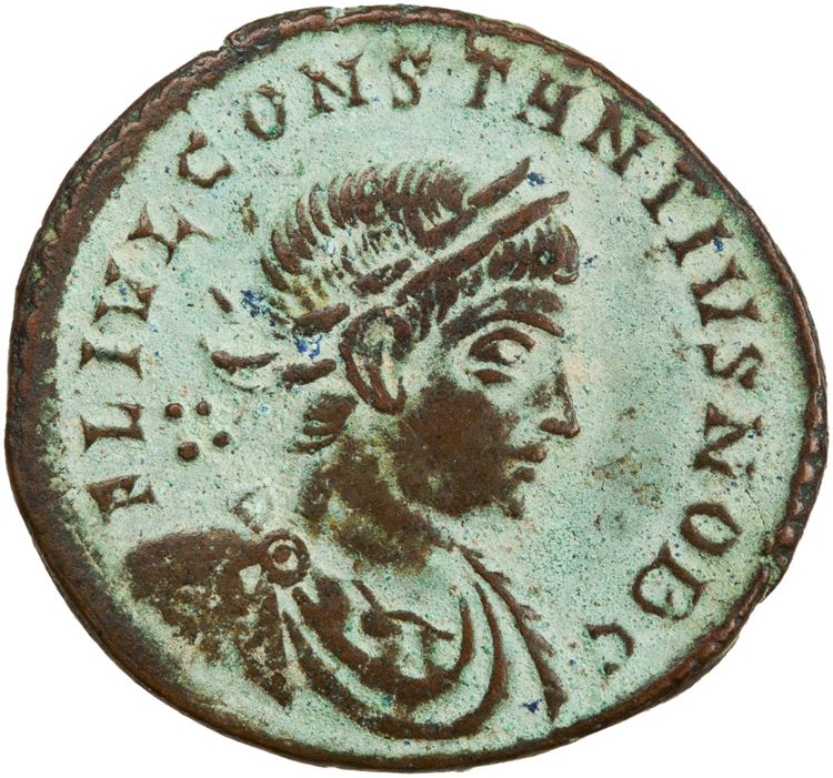 аверс RIC VII Rome 352