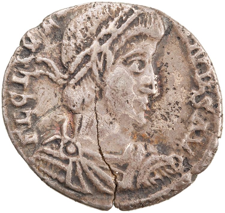 obverse RIC VIII Treveri 363