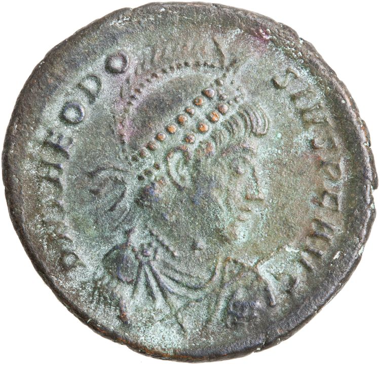 аверс RIC IX Constantinople 52C