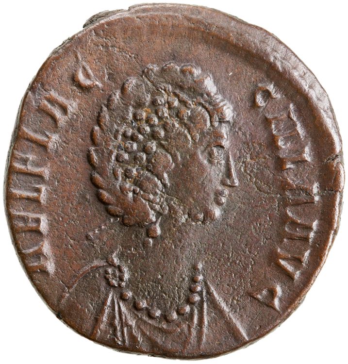 obverse RIC IX Constantinople 82