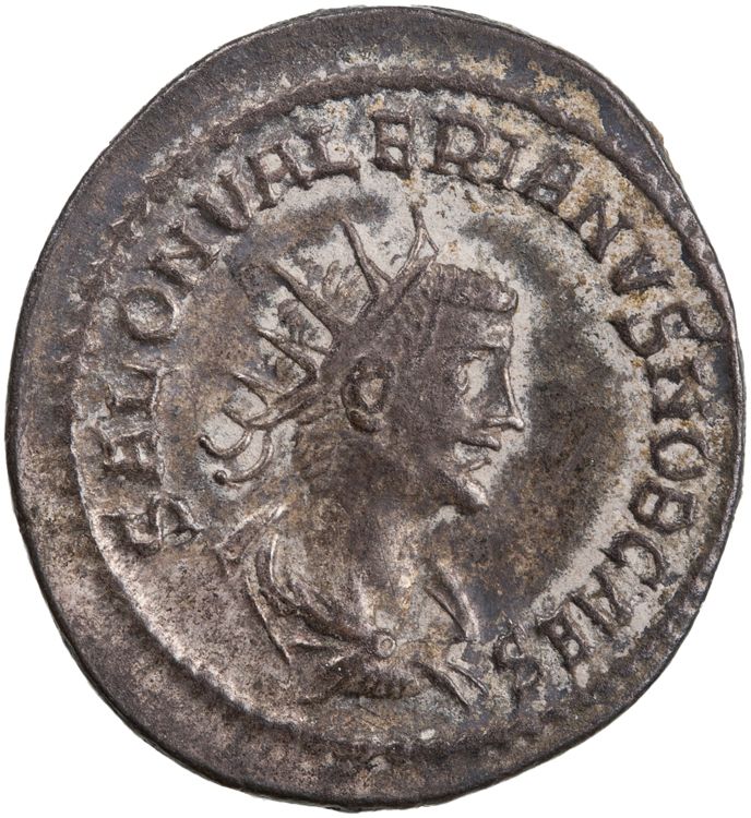 аверс RIC V Saloninus 36: Subtype 3
