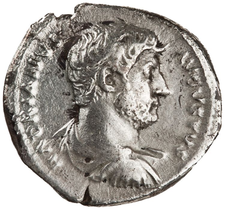 аверс RIC II Hadrian 215f