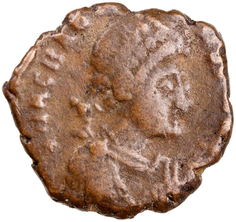 obverse RIC X Arcadius 70