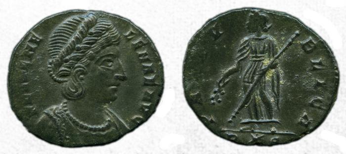 реверс RIC VIII Rome 27