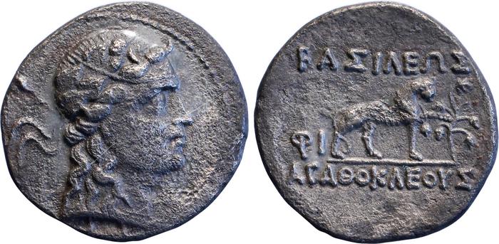 аверс Bactrian and Indo-Greek Coinage Agathocles 15.4