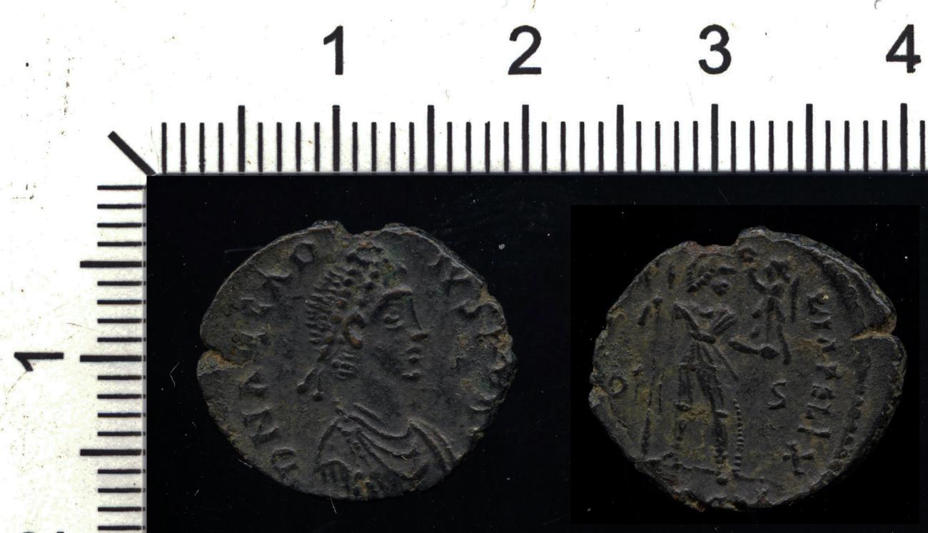 obverse RIC IX Rome 67C