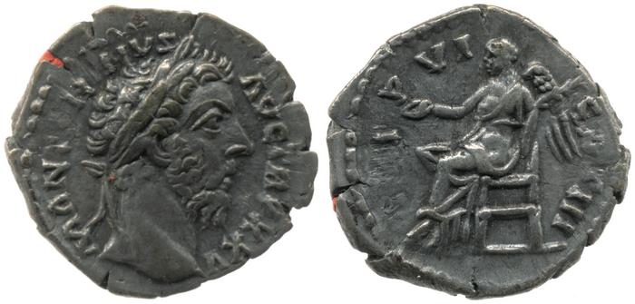 реверс RIC III Marcus Aurelius 239