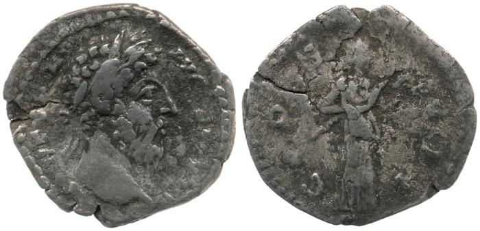реверс RIC III Marcus Aurelius 216
