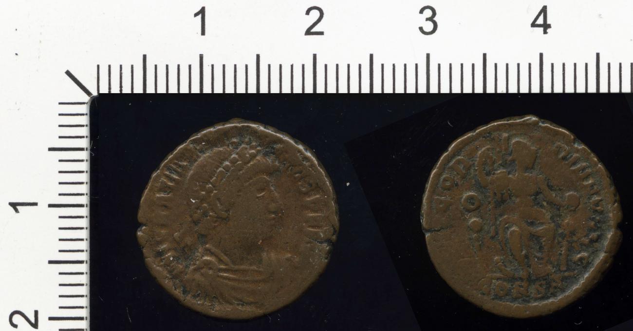 аверс RIC IX Constantinople 57A