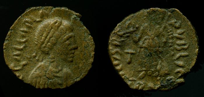 reverse RIC X Valentinian III 2111