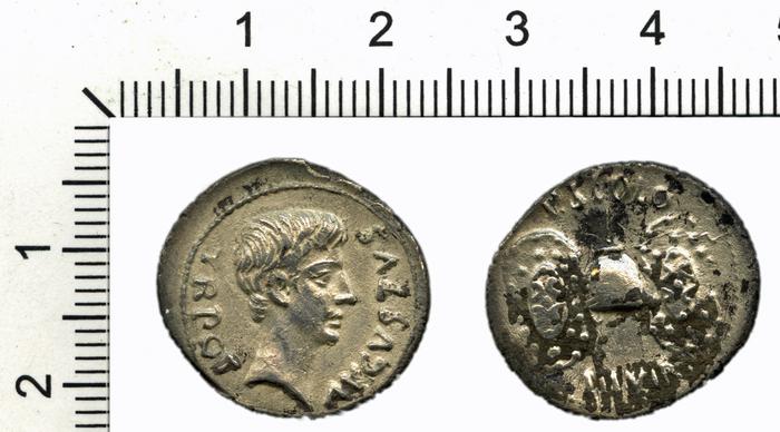 реверс RIC I (second edition) Augustus 343