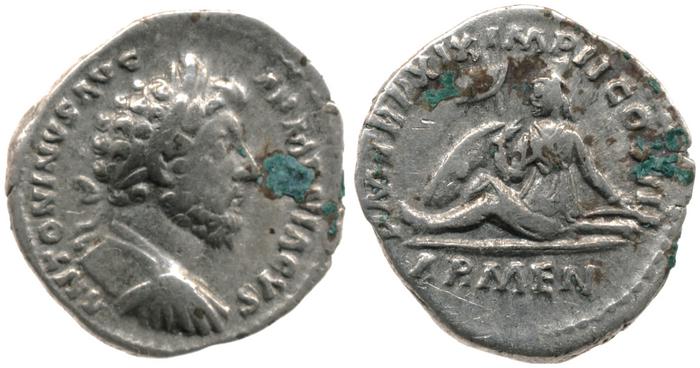 реверс RIC III Marcus Aurelius 122A