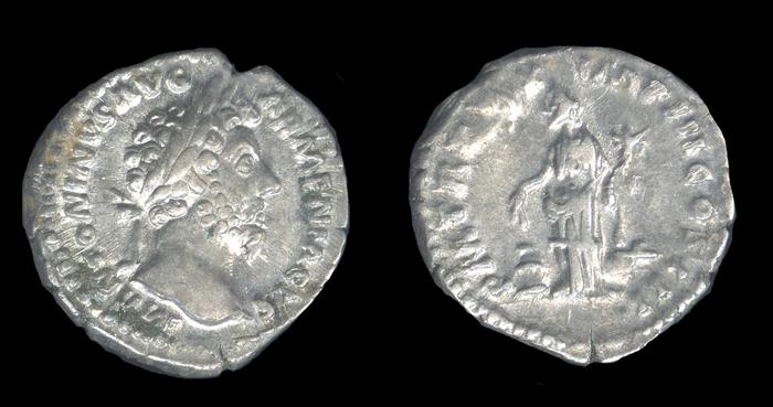 реверс RIC III Marcus Aurelius 142