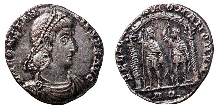 реверс RIC VIII Aquileia 182