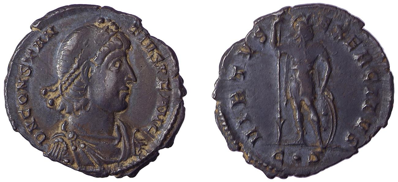 аверс RIC VII Constantinople 100