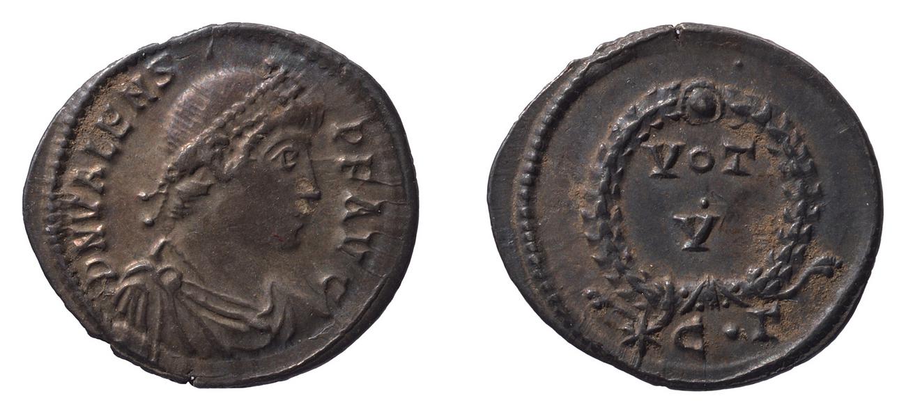 аверс RIC IX Constantinople 13E