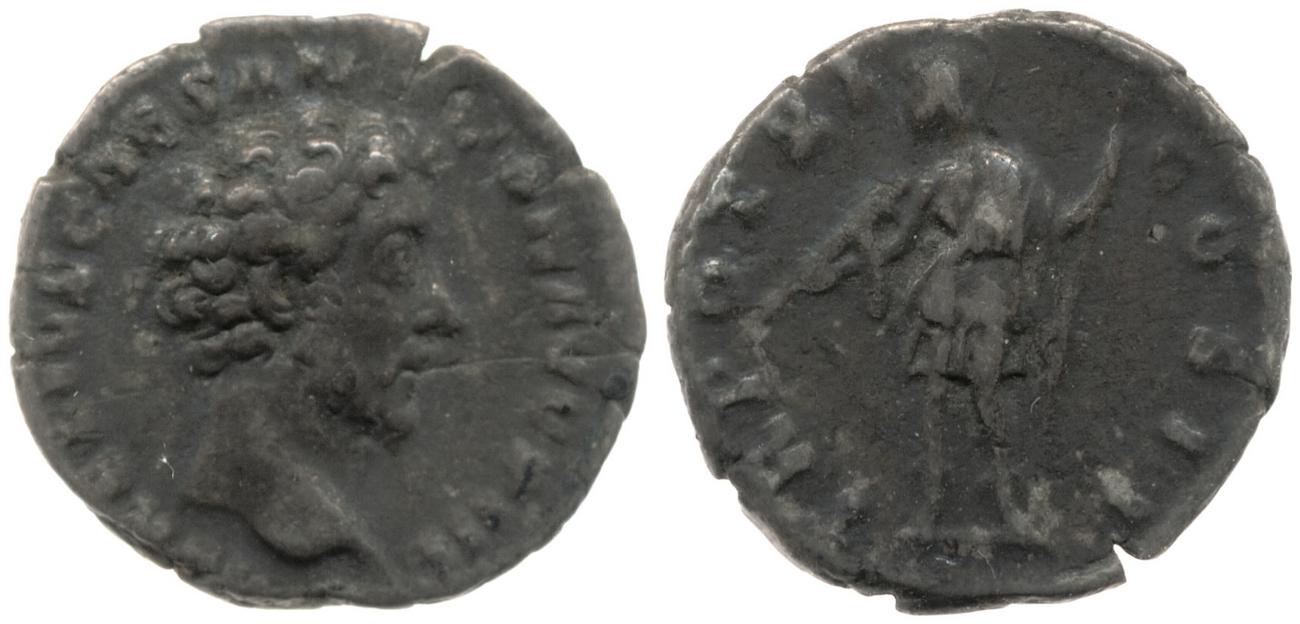 аверс RIC III Antoninus Pius 473