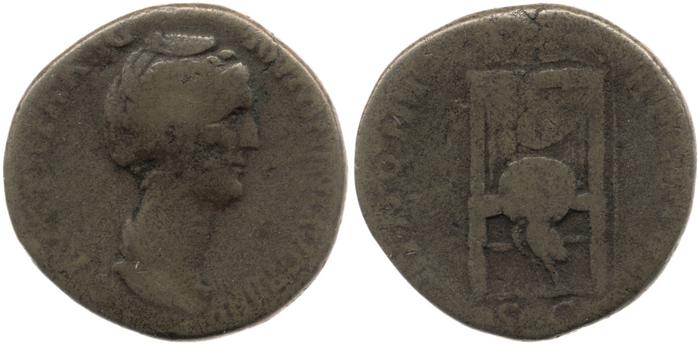 reverse RIC III Antoninus Pius 1079
