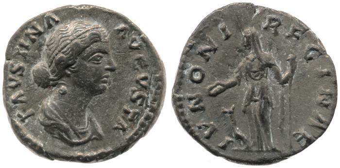 реверс RIC III Marcus Aurelius 696