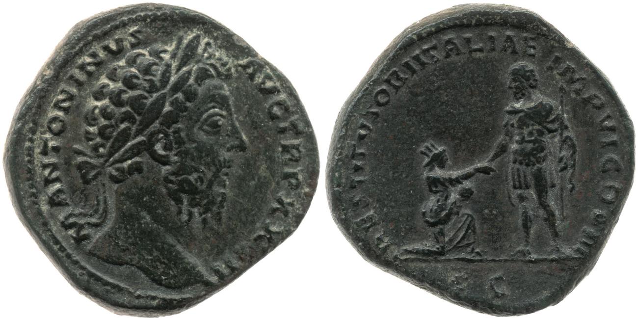 аверс RIC III Marcus Aurelius 1077