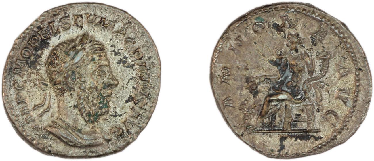 аверс RIC IV Macrinus 56