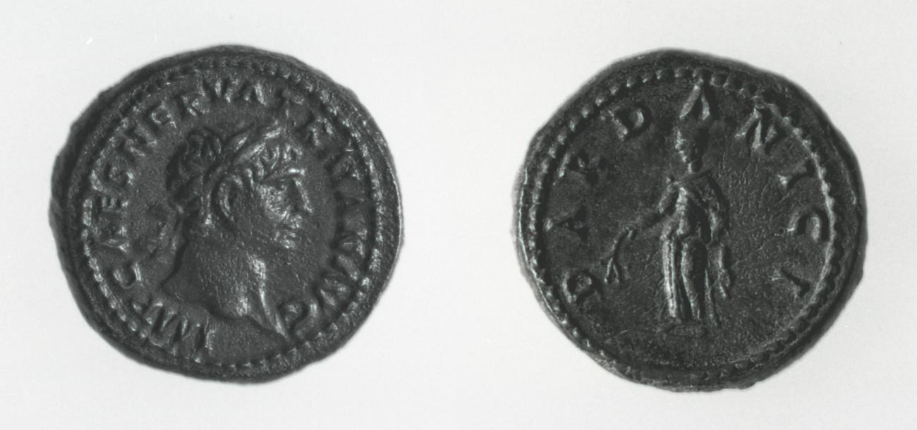 RIC II Trajan 704, аверс, Британский музей