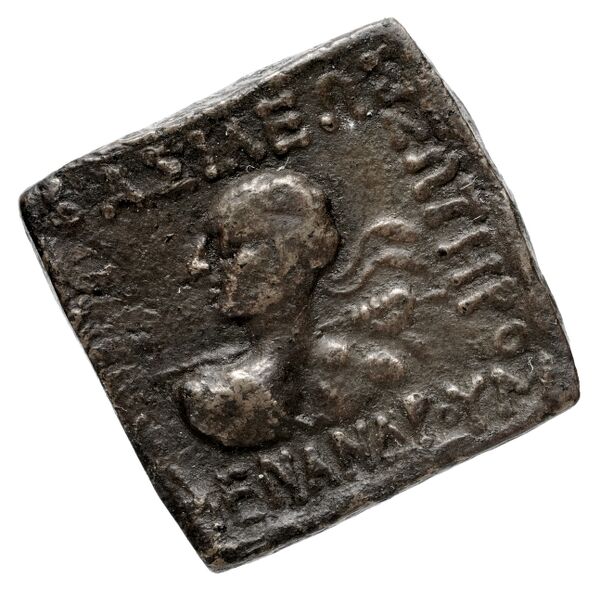 Bactrian and Indo-Greek Coinage Menander I 37.1, аверс, bnf-bigr