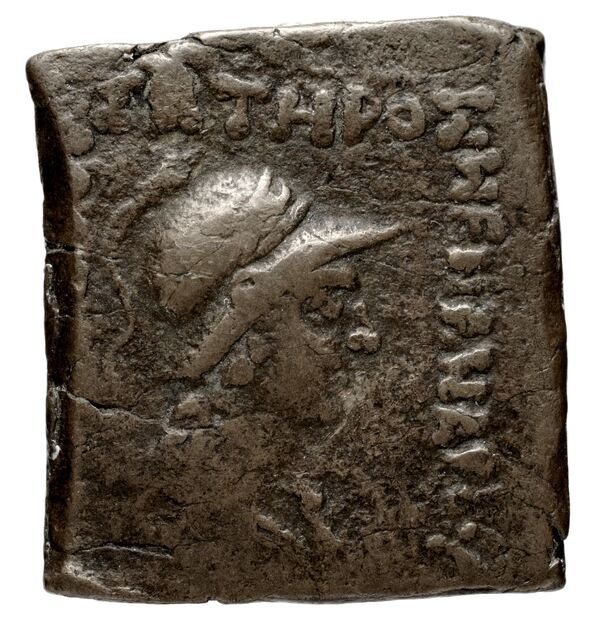 Bactrian and Indo-Greek Coinage Menander I 30.2, аверс, BnF (BIGR)