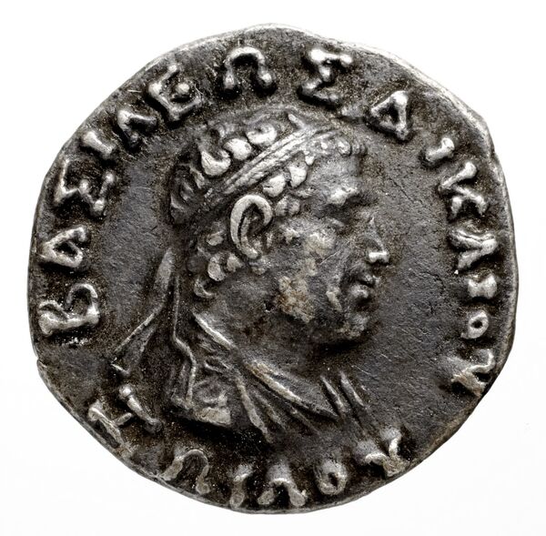 Bactrian and Indo-Greek Coinage Zoilus I 3.2, аверс, BnF (BIGR)