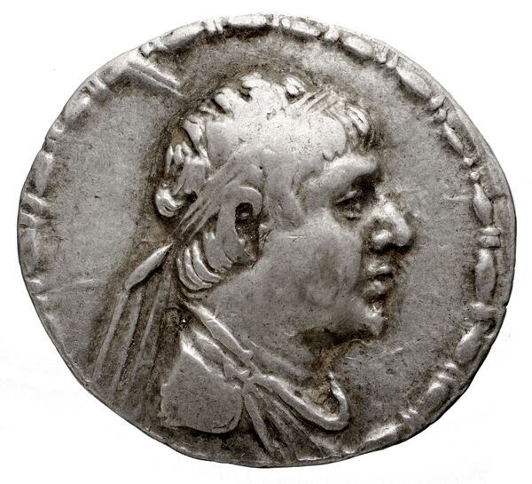 obverse Bactrian and Indo-Greek Coinage Demetrius II 1.6