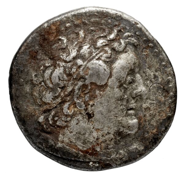 Coins of the Ptolemaic Empire Vol. I, Part 1, no. 305, аверс, BnF (HRC)