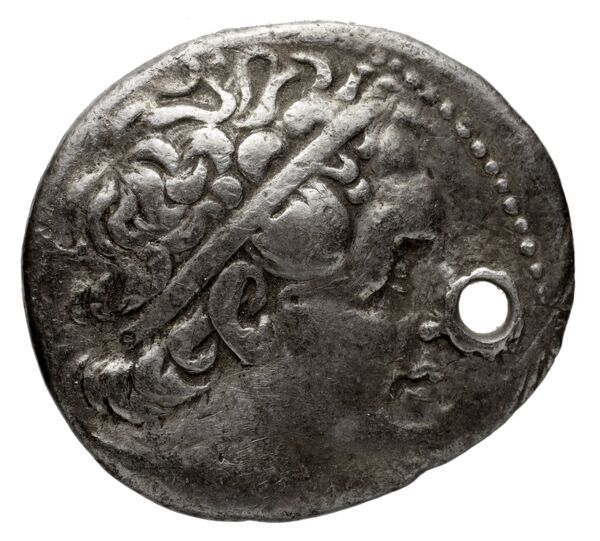 Coins of the Ptolemaic Empire Vol. I, Part 1, no. 946, аверс, BnF (HRC)