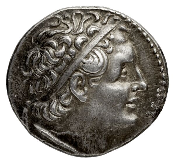 Coins of the Ptolemaic Empire Vol. I, Part 1, no. 954, аверс, BnF (HRC)